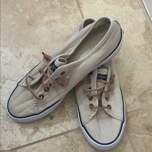 Sperry Tan Canvas Shoes with Brown Laces